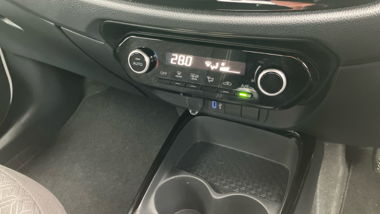 Toyota Aygo X 1.0 VVT-i Edge 5dr Petrol Hatchback